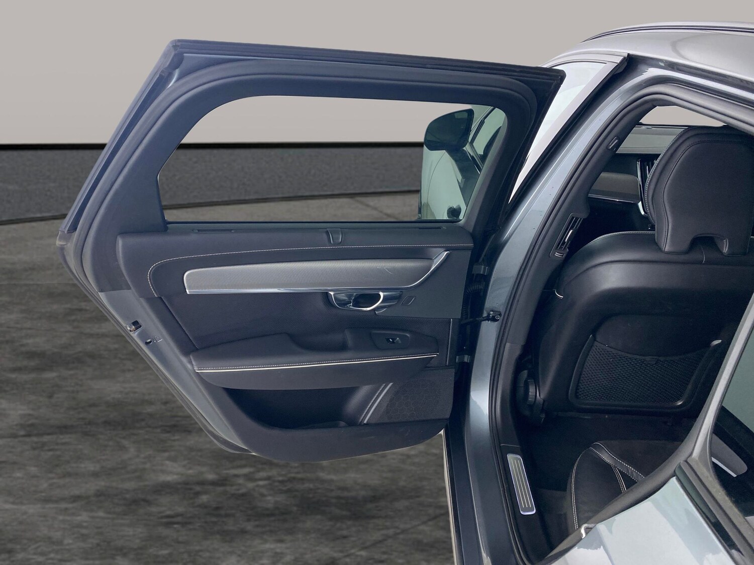 Used Volvo V90 2019 for sale - 77650867: Photo 24