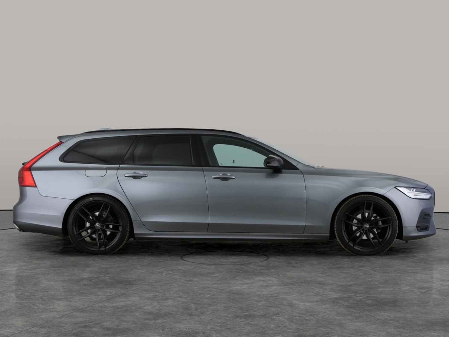 Used Volvo V90 2019 for sale - 77650867: Photo 8