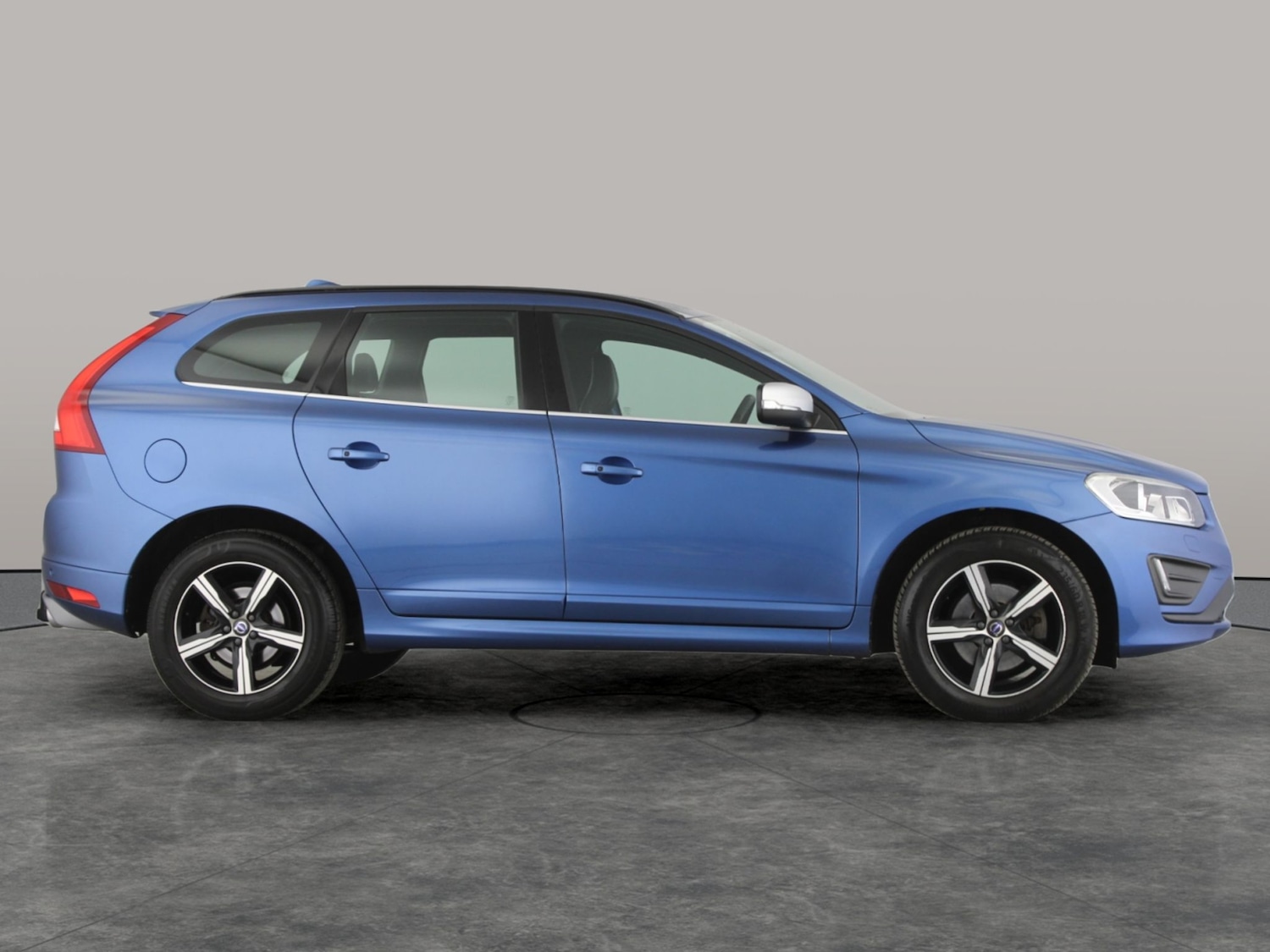 Used Volvo XC60 2017 for sale - 76098336: Photo 11
