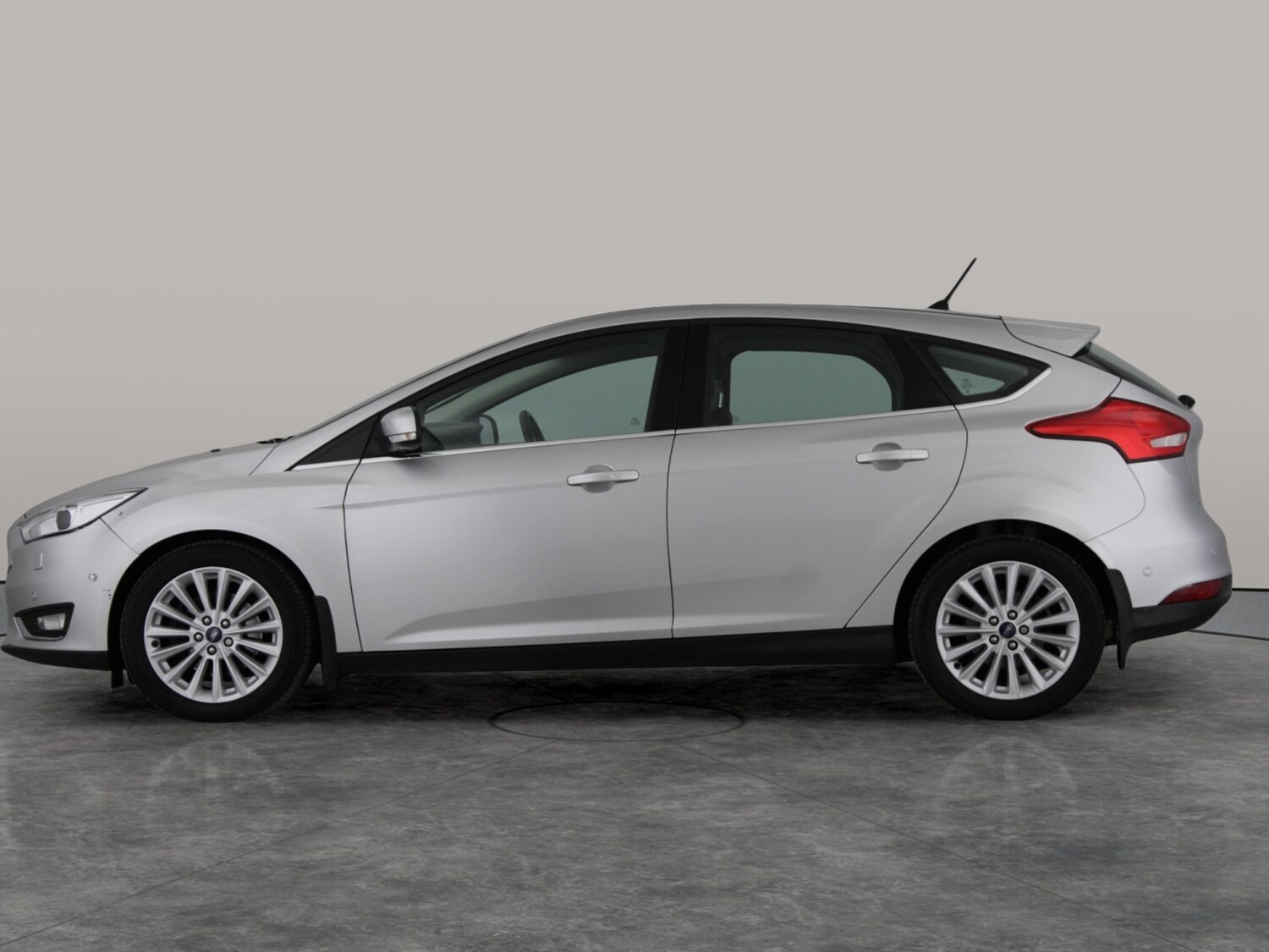 Used Ford Focus 2017 for sale - 76342417: Photo 17