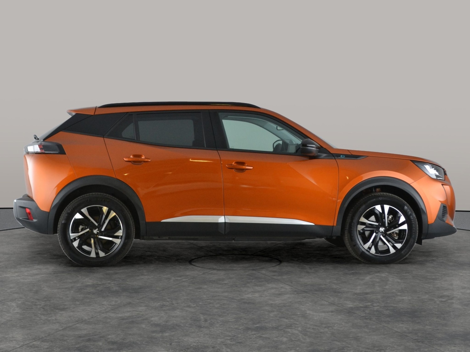 Used Peugeot E-2008 2022 for sale - 76144045: Photo 13