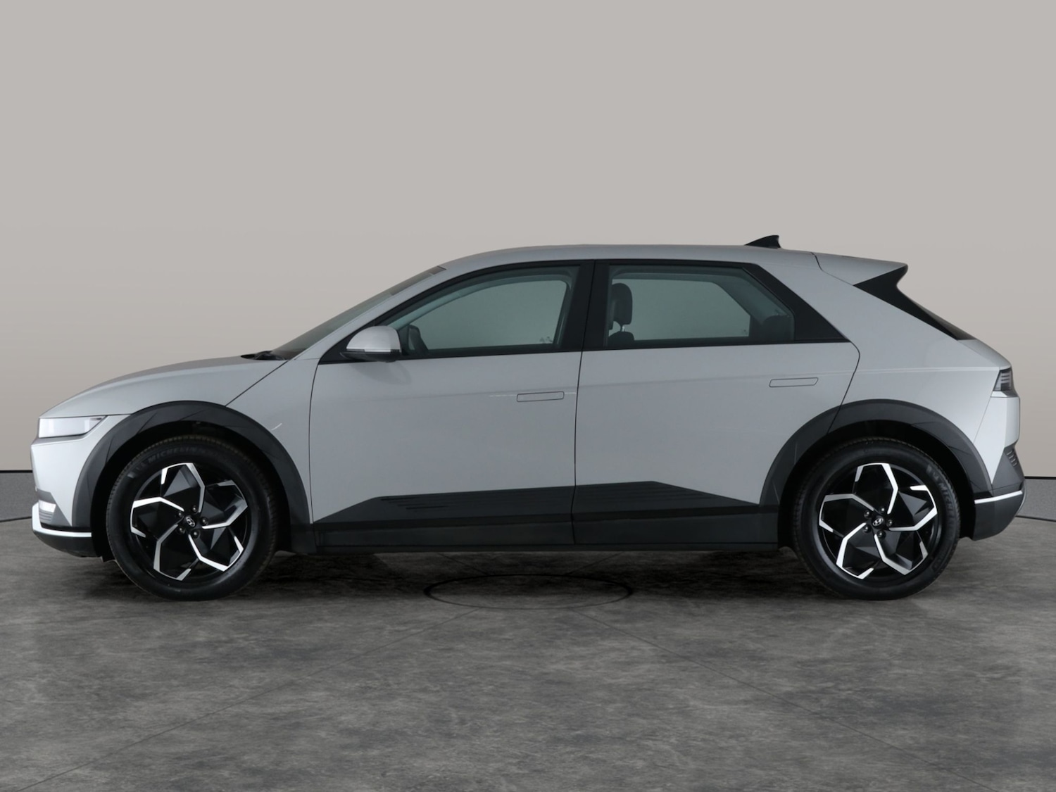 Used Hyundai IONIQ 5 2023 for sale - 76518387: Photo 13