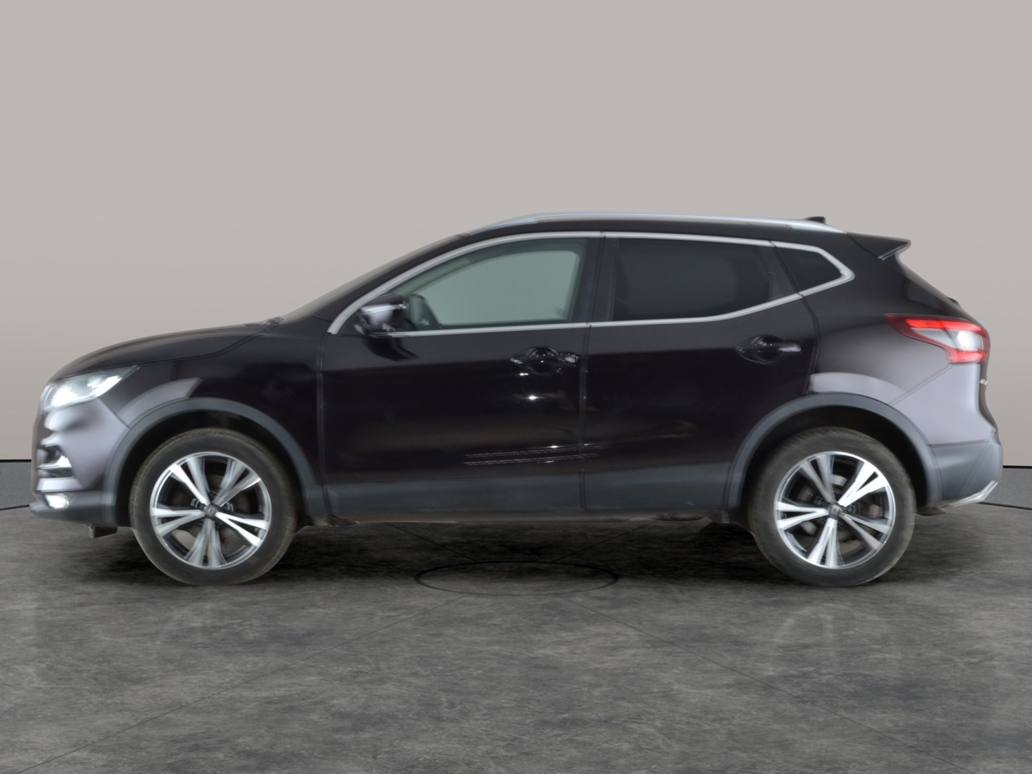 Used Nissan Qashqai 2017 for sale - 77928298: Photo 13