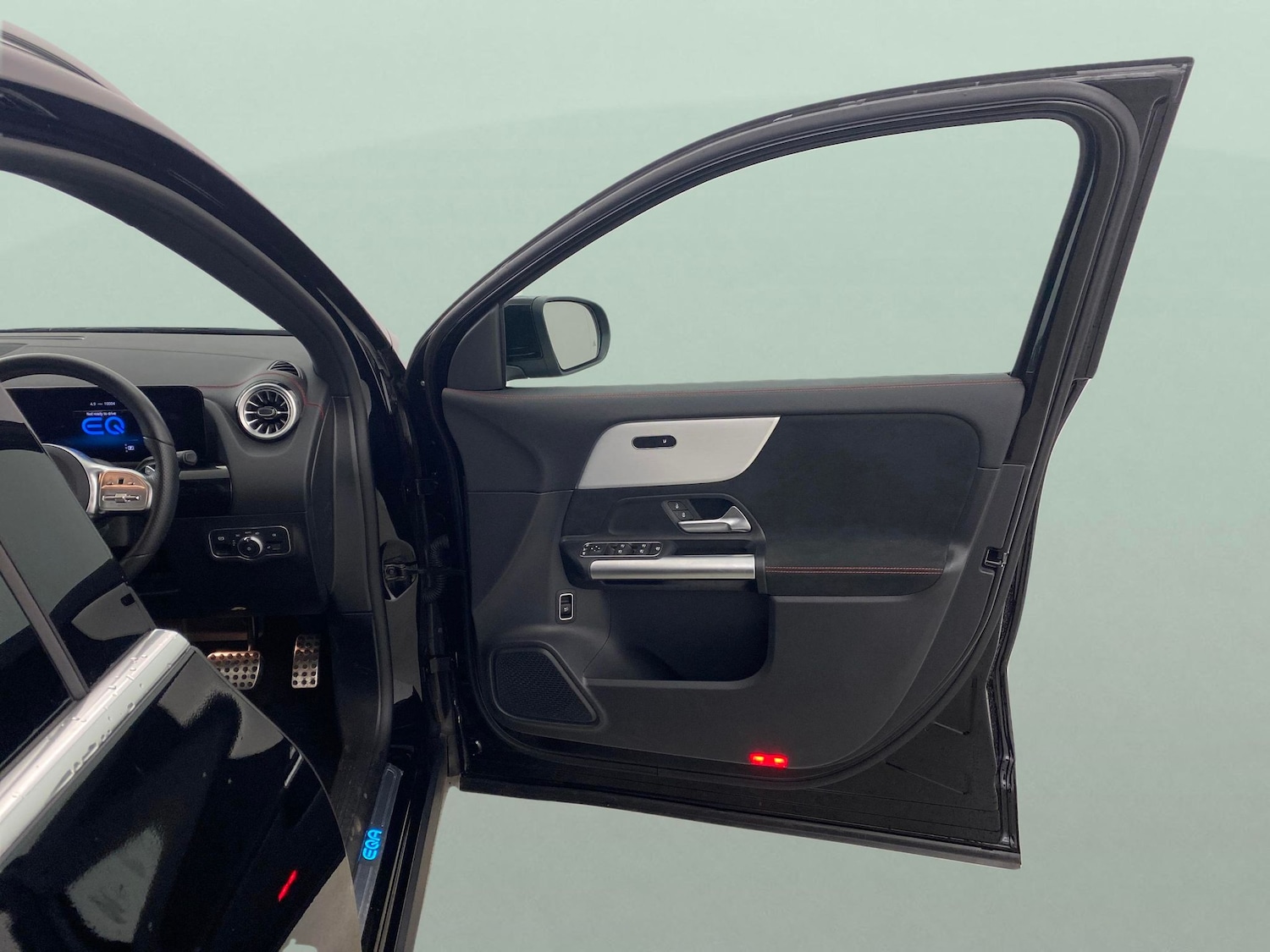 Used Mercedes-Benz EQA 2023 for sale - 77193974: Photo 28