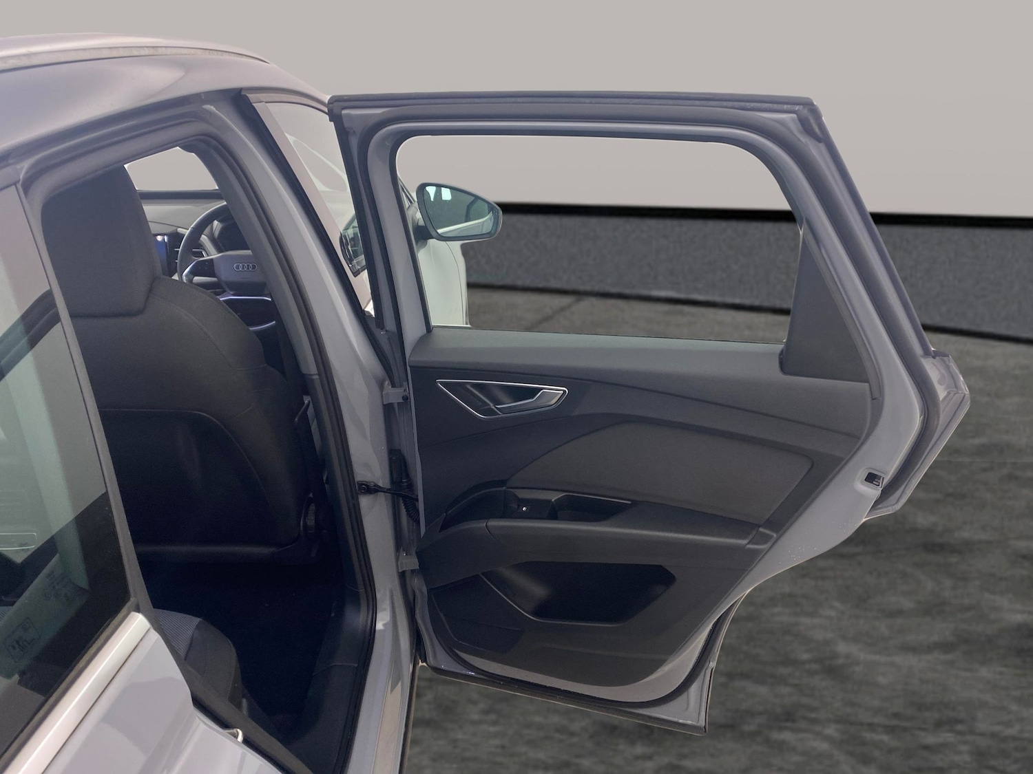 Used Audi Q4 e-tron 2023 for sale - 77702996: Photo 26