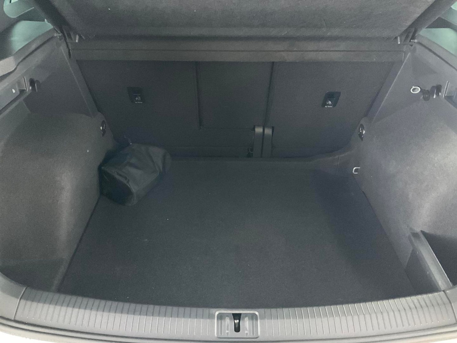 Used Volkswagen Tiguan 2022 for sale - 76901818: Photo 34