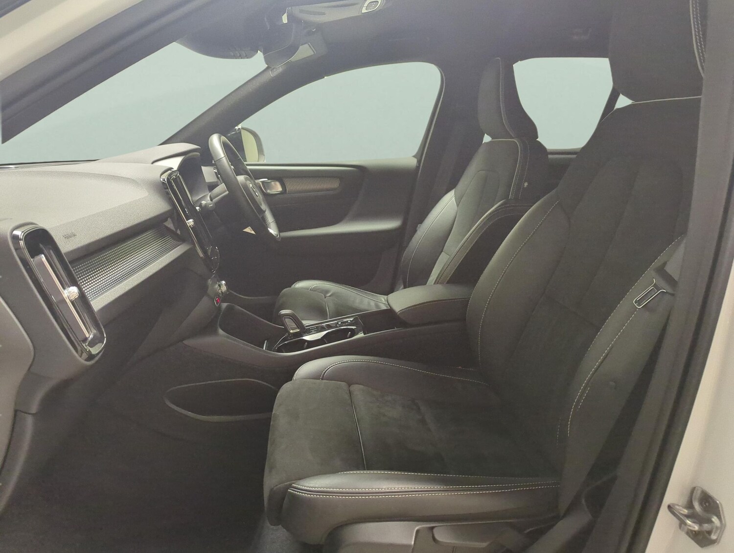 Used Volvo XC40 2020 for sale - 78122609: Photo 18