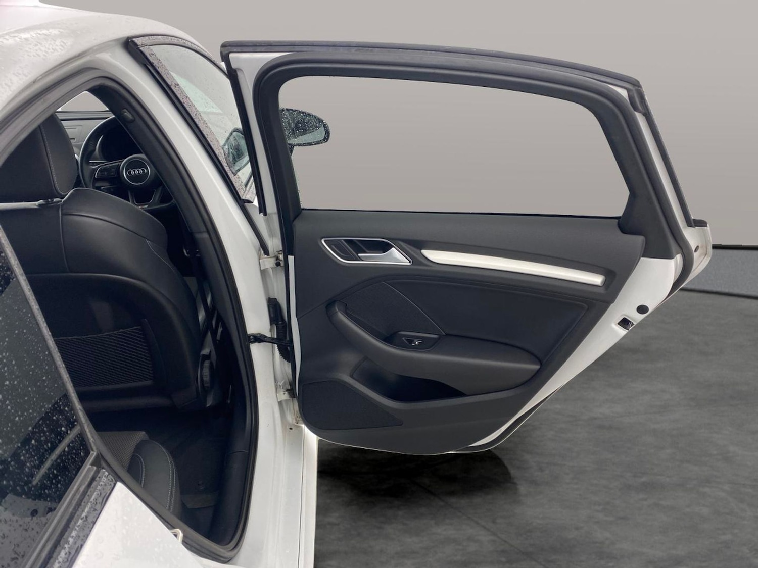 Used Audi A3 2018 for sale - 77116524: Photo 28