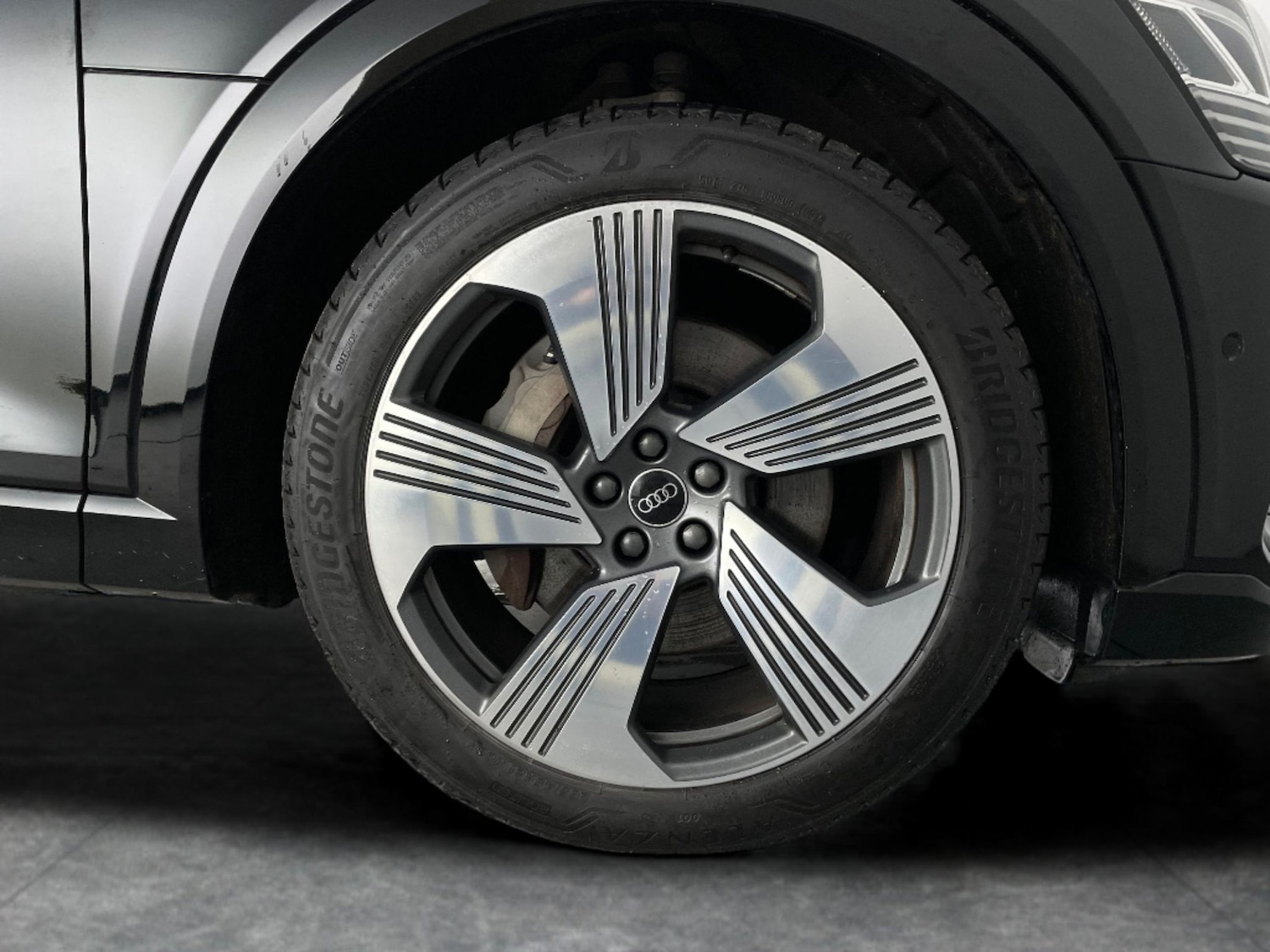 Used Audi e-tron 2022 for sale - 77354131: Photo 32