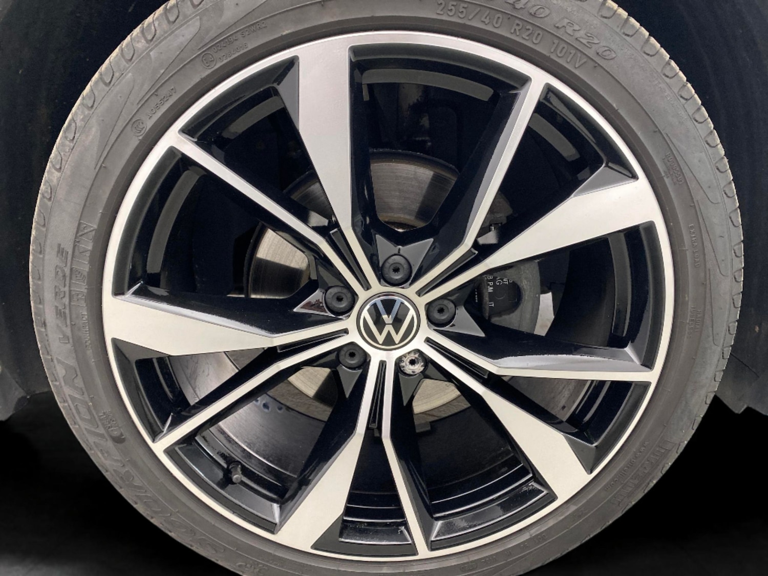 Used Volkswagen Tiguan 2020 for sale - 76612429: Photo 23