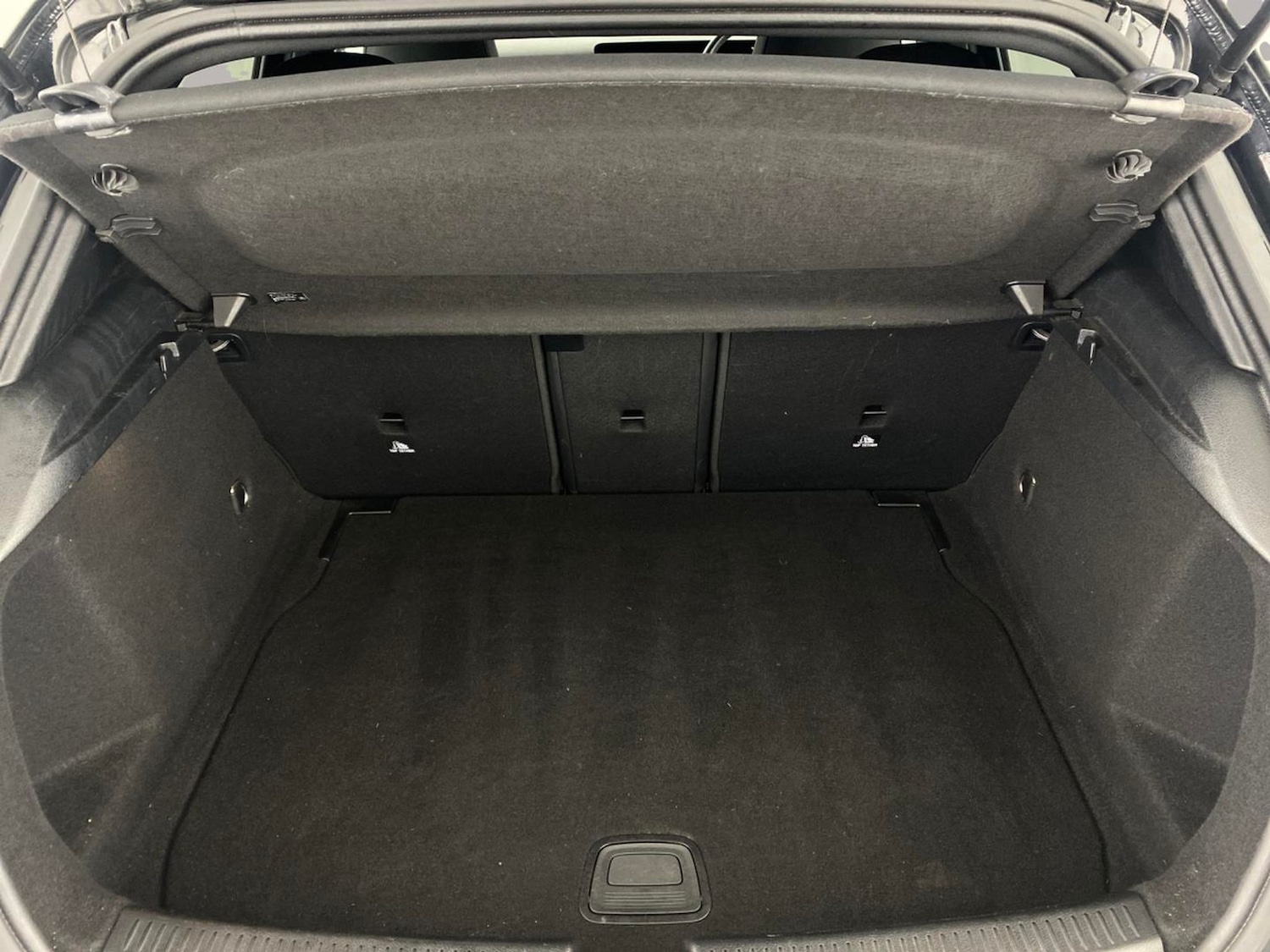 Used Mercedes-Benz A-Class 2020 for sale - 77951106: Photo 8