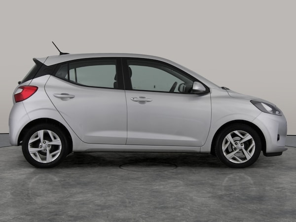 Used Hyundai i10 2022 for sale - 76330917: Photo 11