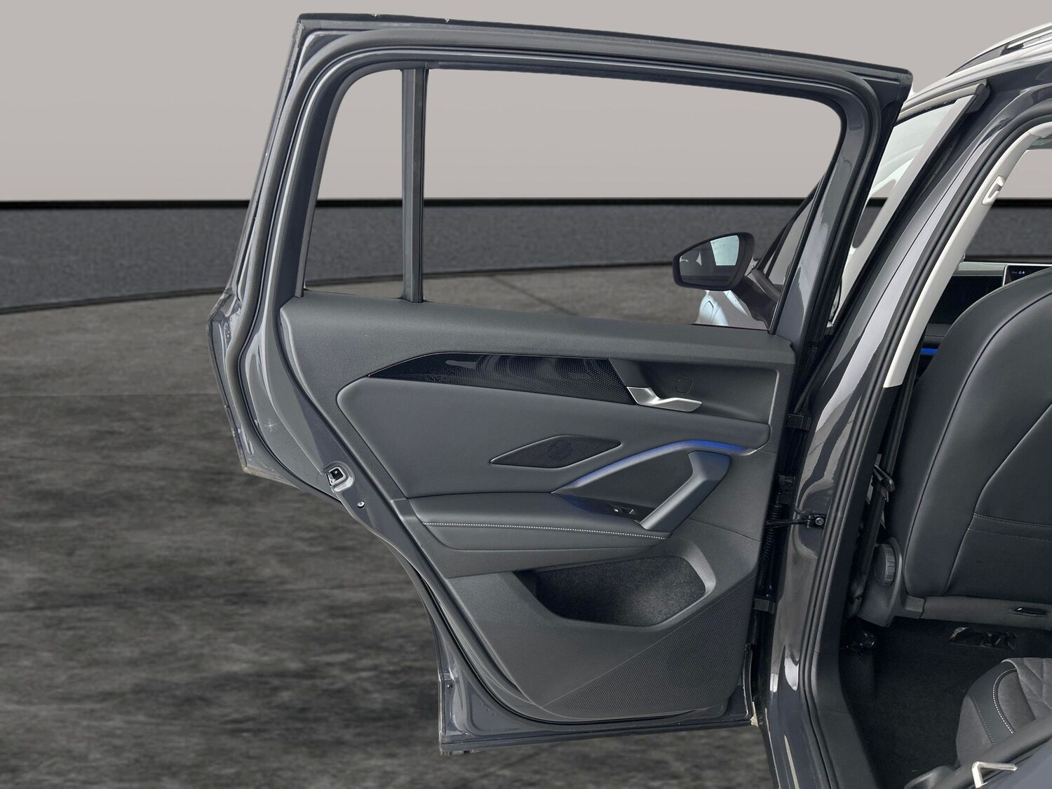 Used Volkswagen Tiguan 2026 for sale - 77902176: Photo 24