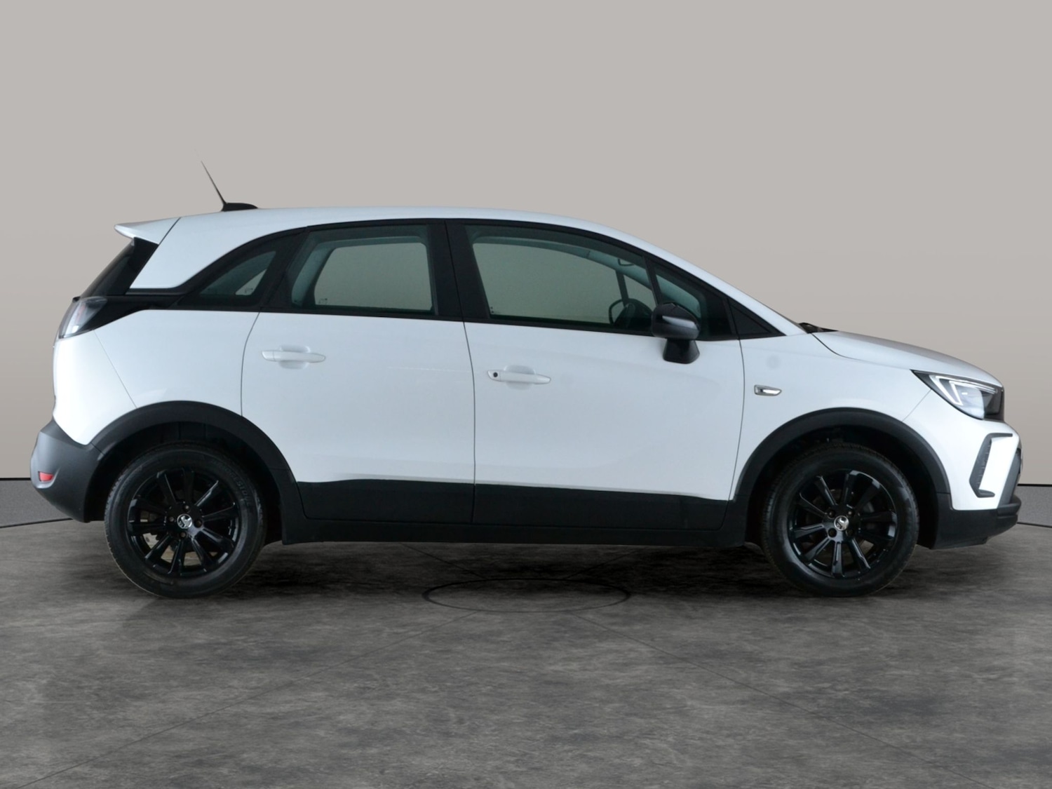 Used Vauxhall Crossland 2022 for sale - 77819470: Photo 8