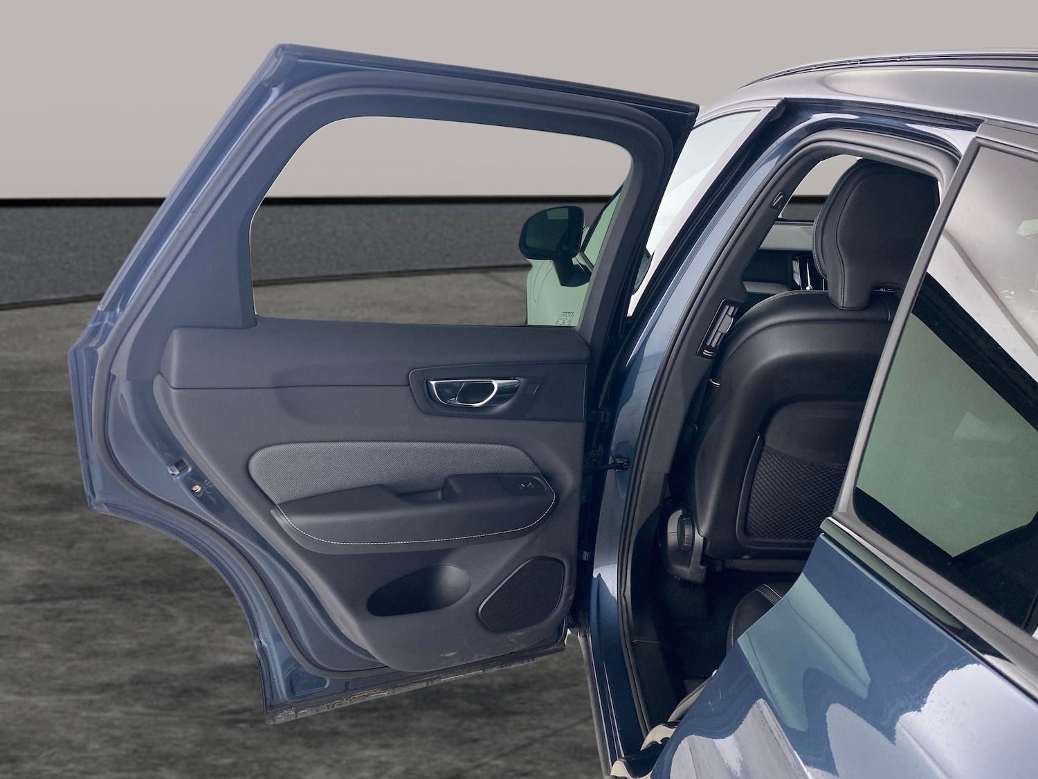 Used Volvo XC60 2021 for sale - 76892738: Photo 25