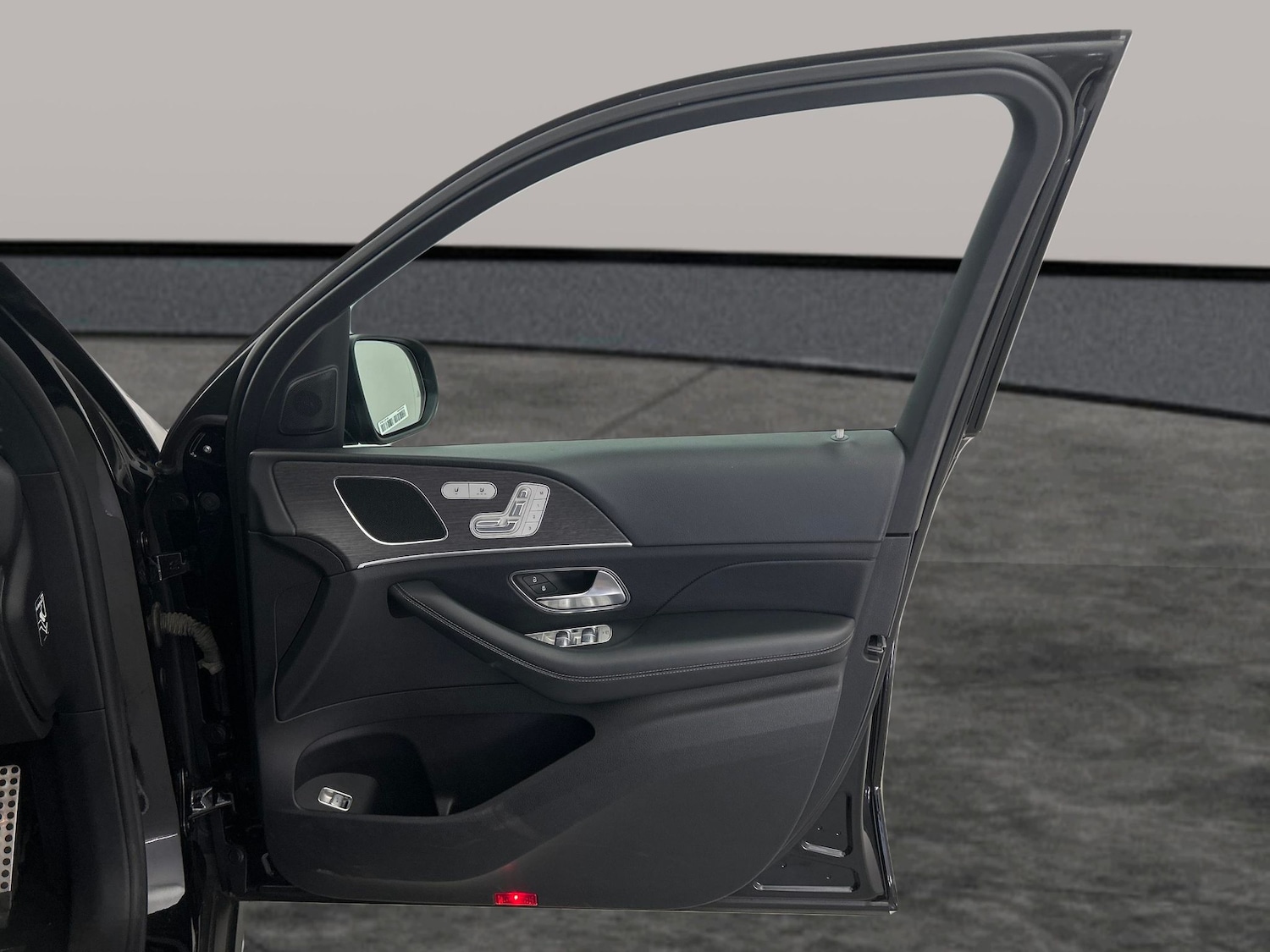 Vehicle 33