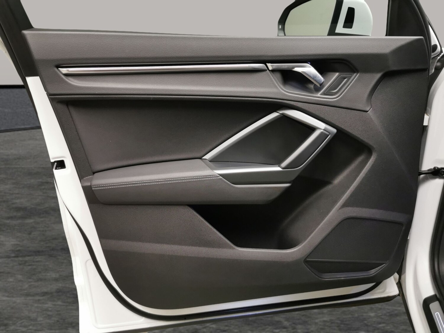 Used Audi Q3 for sale - 76382982: Photo 36