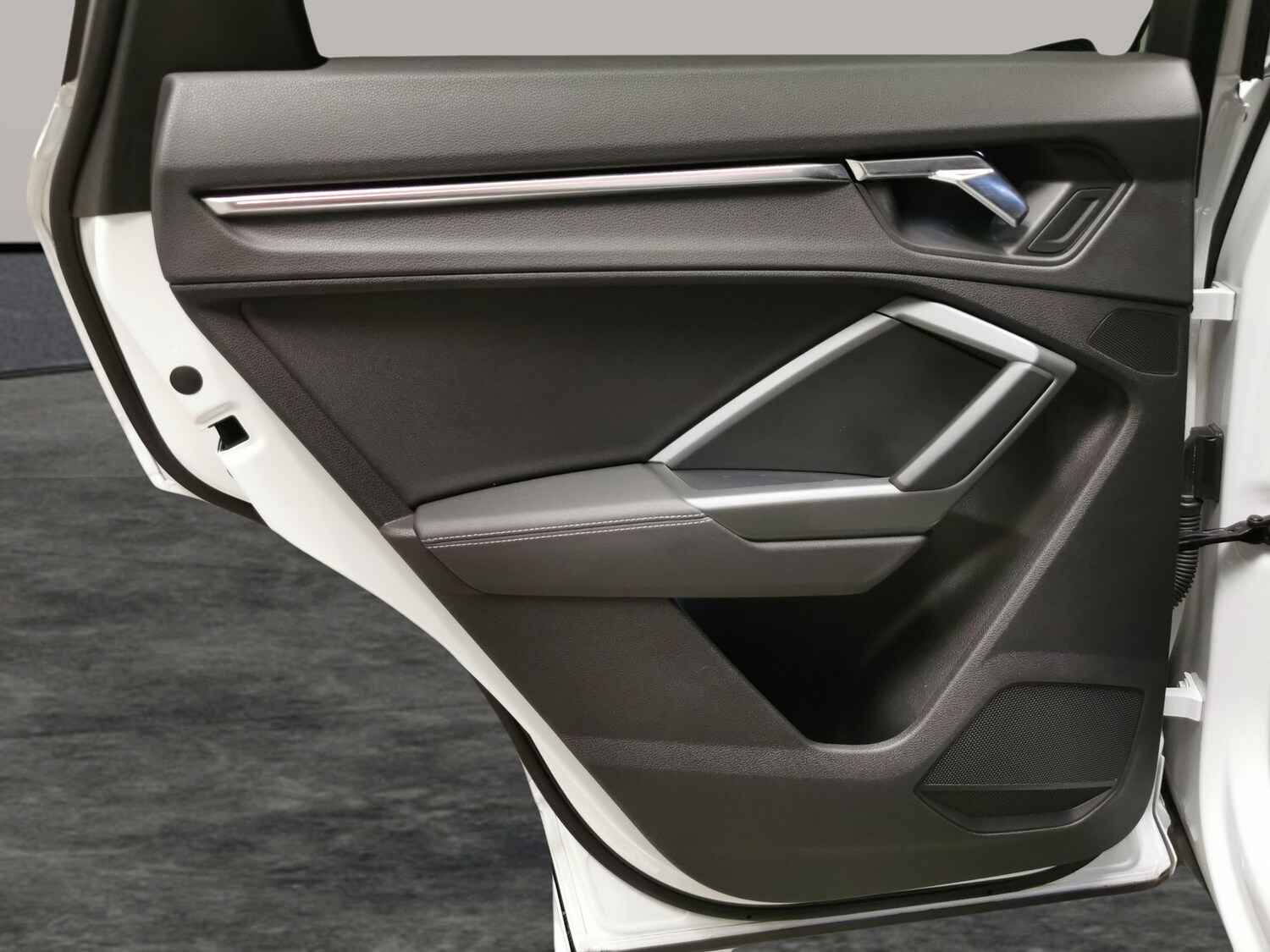 Used Audi Q3 for sale - 76382982: Photo 37