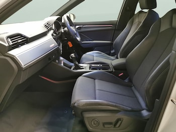 Used Audi Q3 undefined for sale - 76382982: Photo