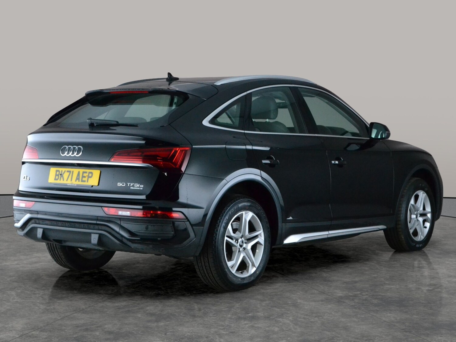 Used Audi Q5 2021 for sale - 77942603: Photo 11