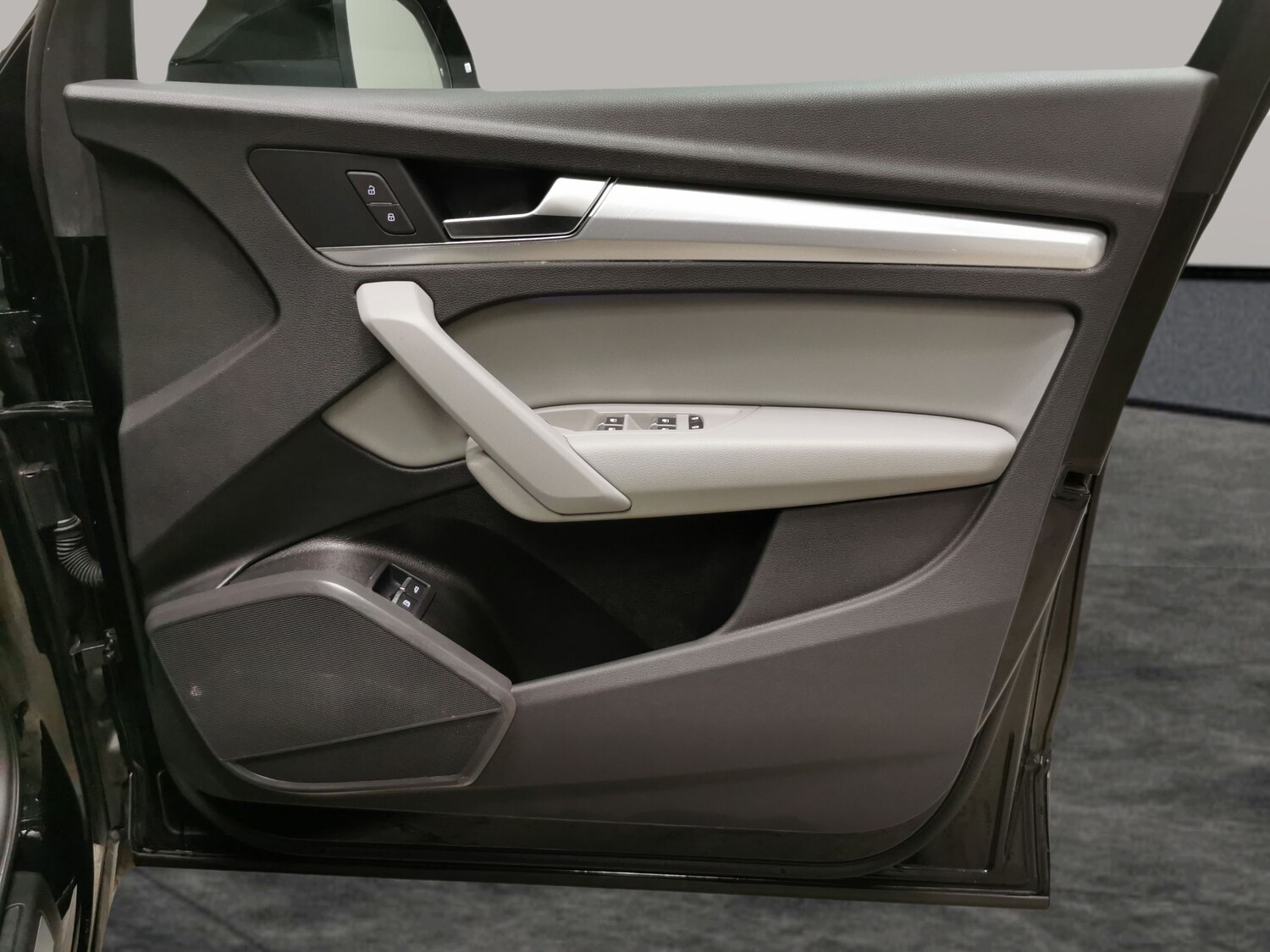 Used Audi Q5 2021 for sale - 77942603: Photo 33