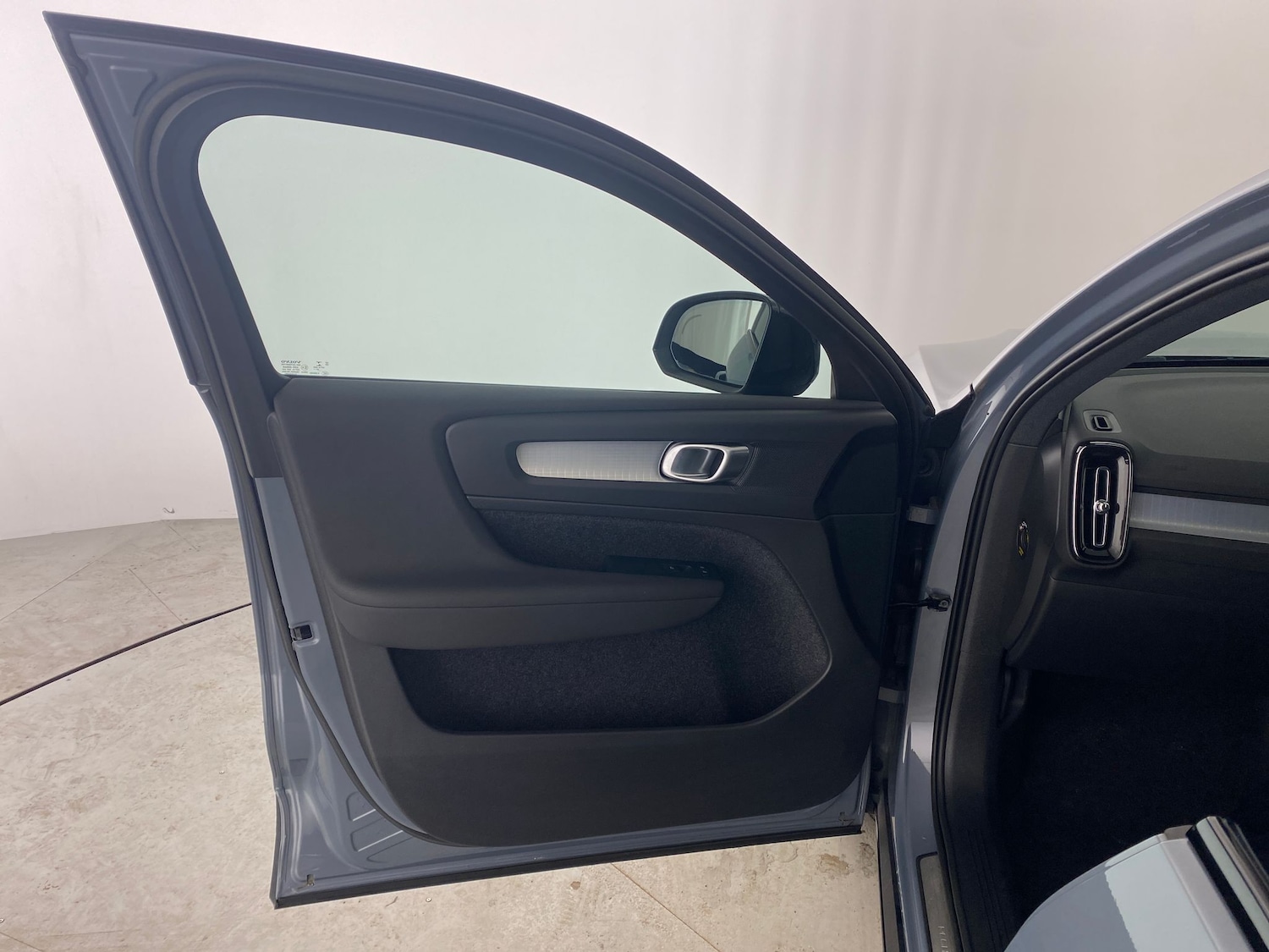 Used Volvo XC40 2022 for sale - 76653026: Photo 26