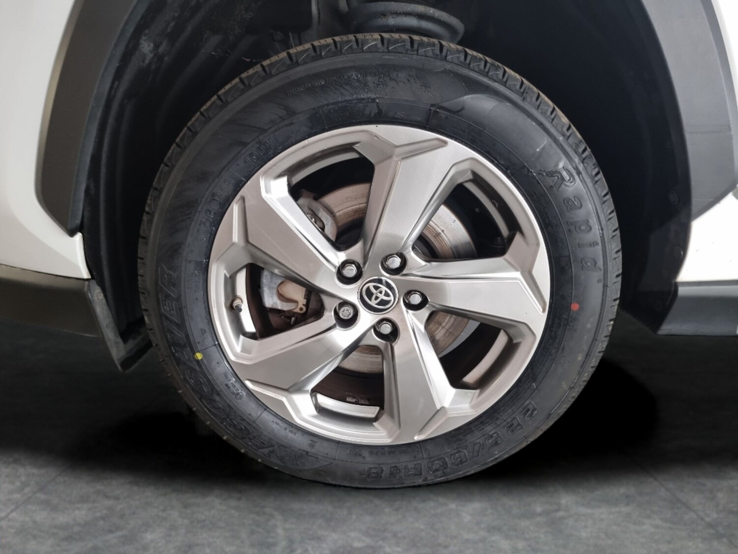 Used Toyota RAV4 2021 for sale - 77756122: Photo 23