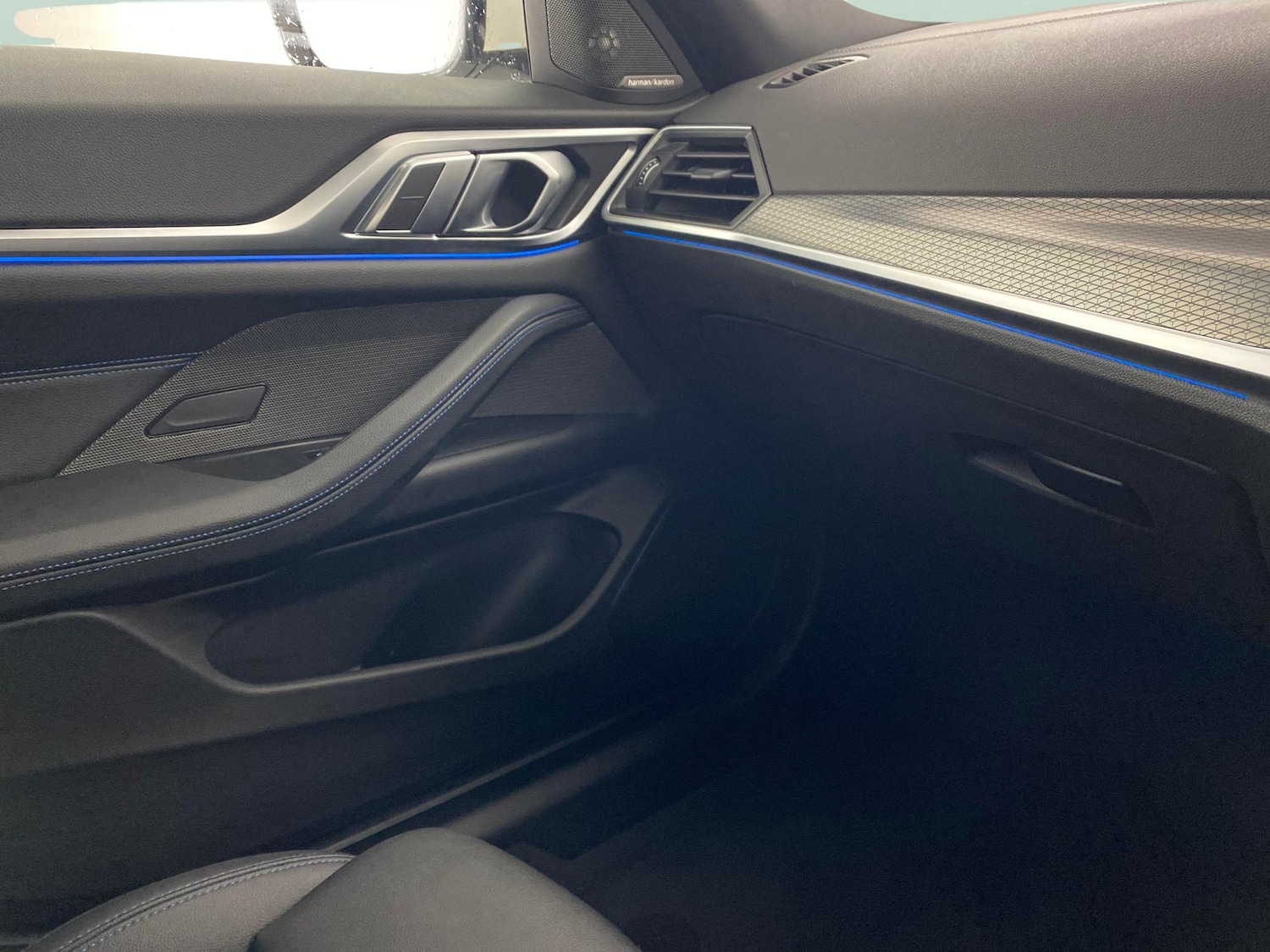 Used BMW i4 2022 for sale - 76722616: Photo 19