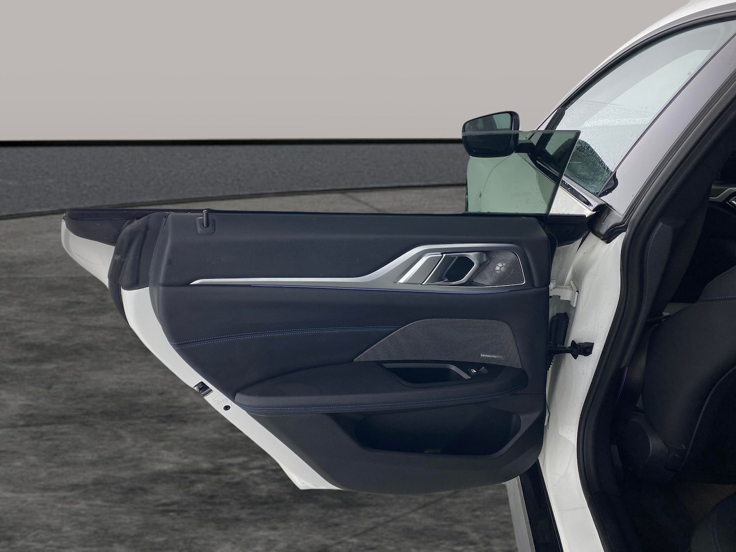 Used BMW i4 2022 for sale - 76722616: Photo 25