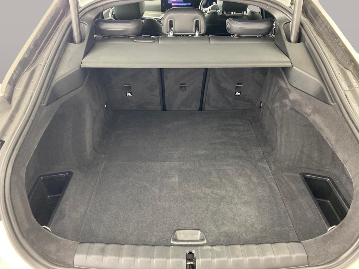 Used BMW i4 2022 for sale - 76722616: Photo 8