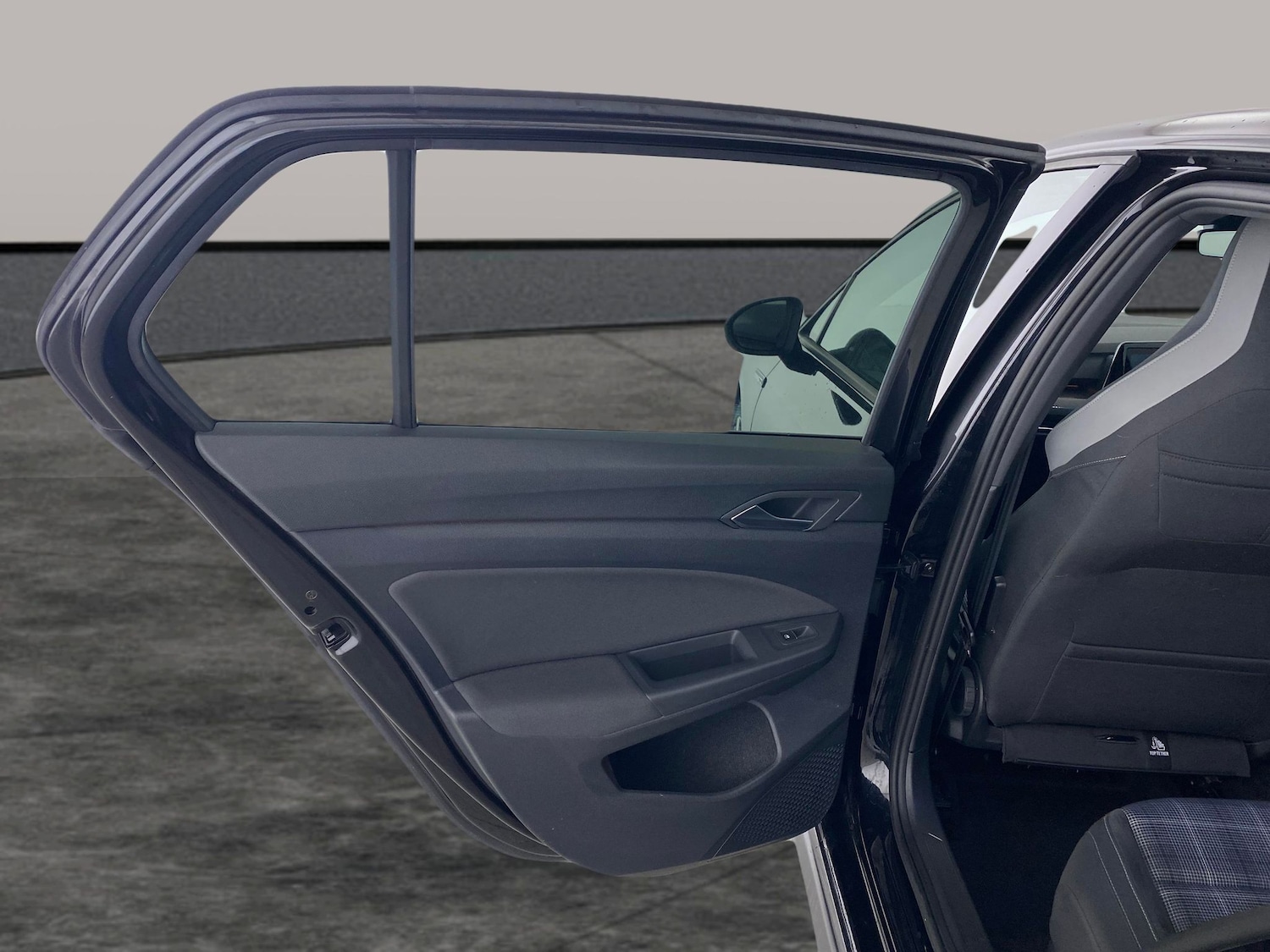 Used Volkswagen Golf 2021 for sale - 77208080: Photo 23