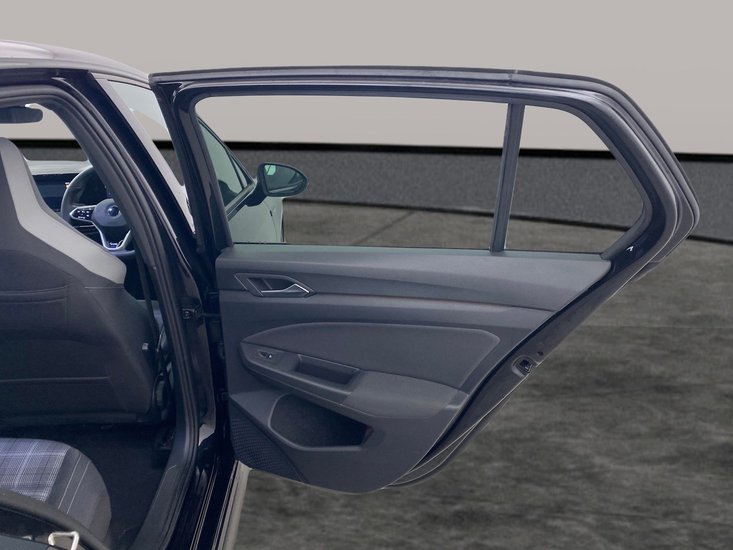 Used Volkswagen Golf 2021 for sale - 77208080: Photo 25