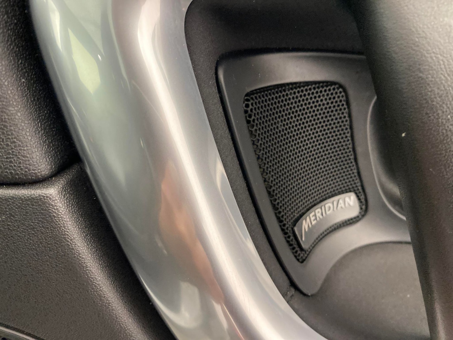 Used Land Rover Discovery Sport 2018 for sale - 76477654: Photo 16