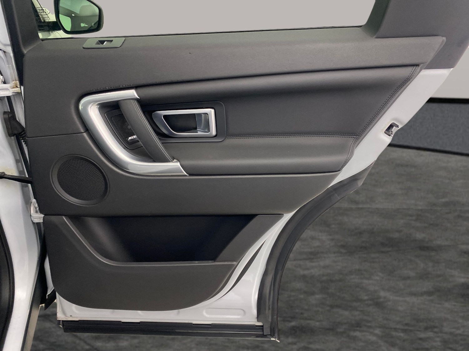 Used Land Rover Discovery Sport 2018 for sale - 76477654: Photo 28