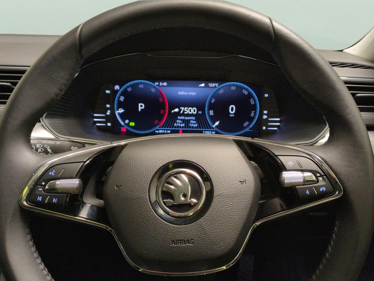 Used Skoda Superb 2023 for sale - 77831511: Photo 13