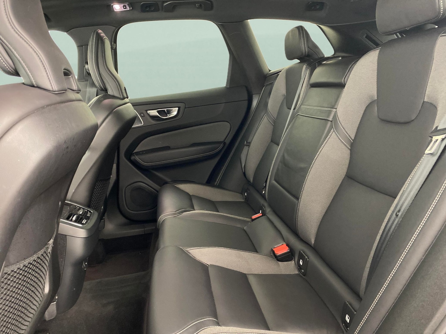 Used Volvo XC60 2021 for sale - 76796903: Photo 28