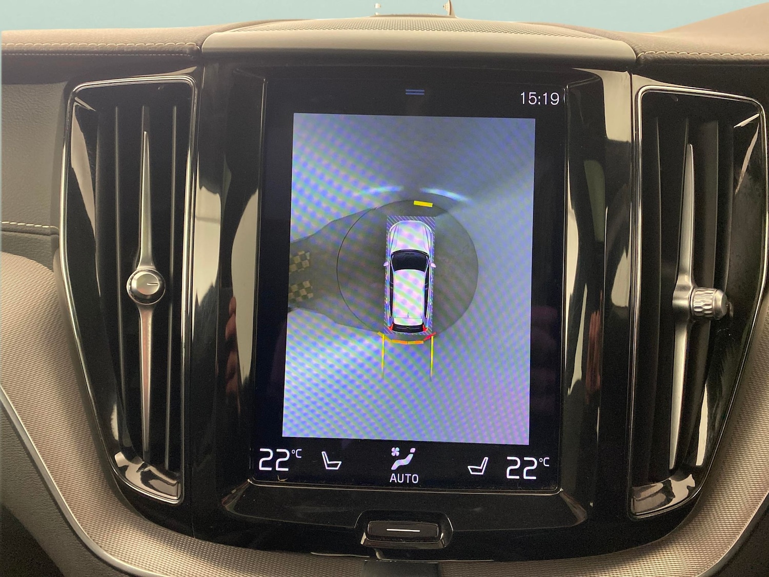 Used Volvo XC60 2021 for sale - 76796903: Photo 7