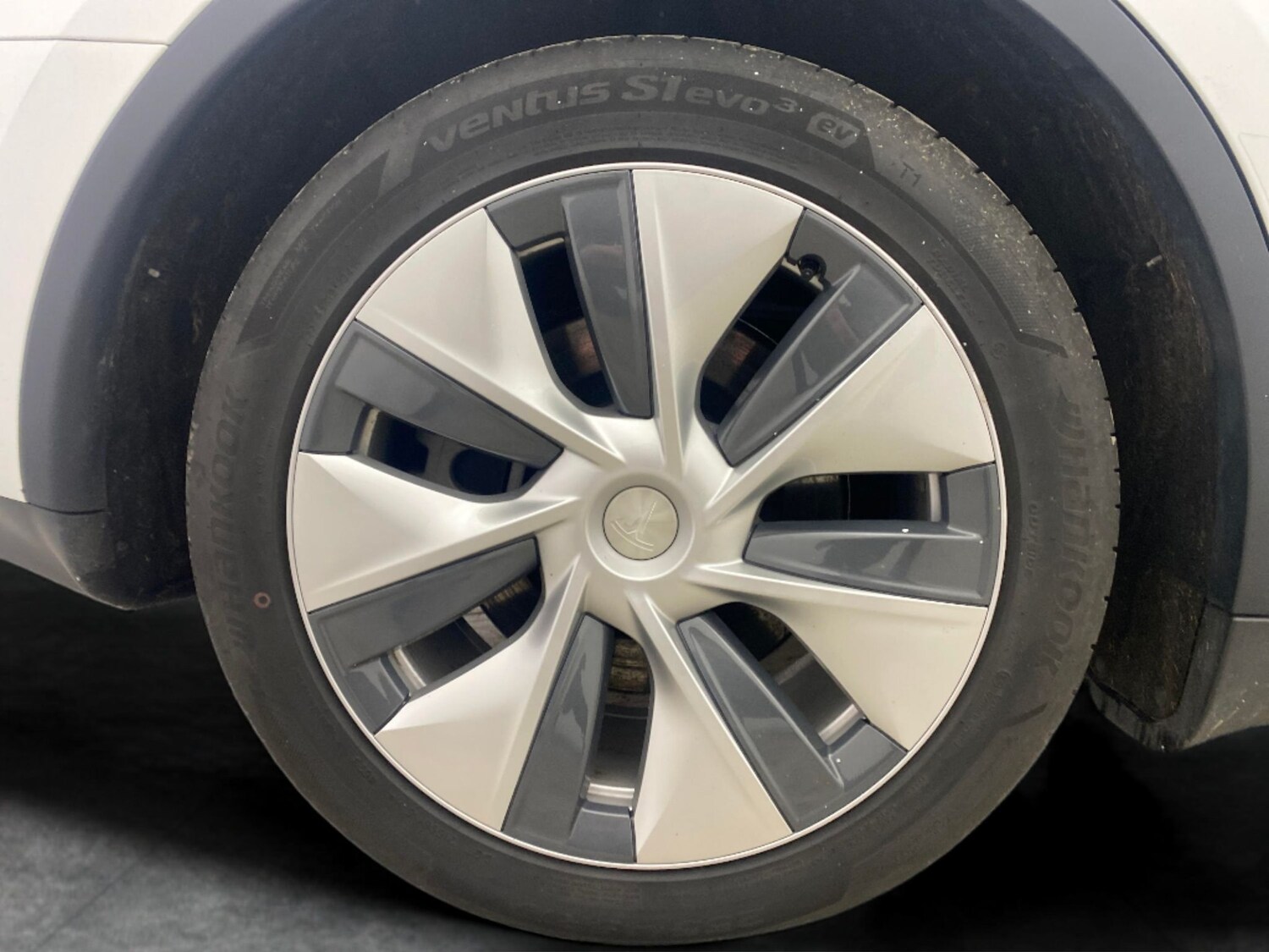 Used Tesla Model Y 2024 for sale - 77591095: Photo 20