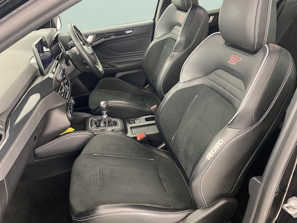 Used Ford Focus 2020 for sale - 76077711: Photo 4