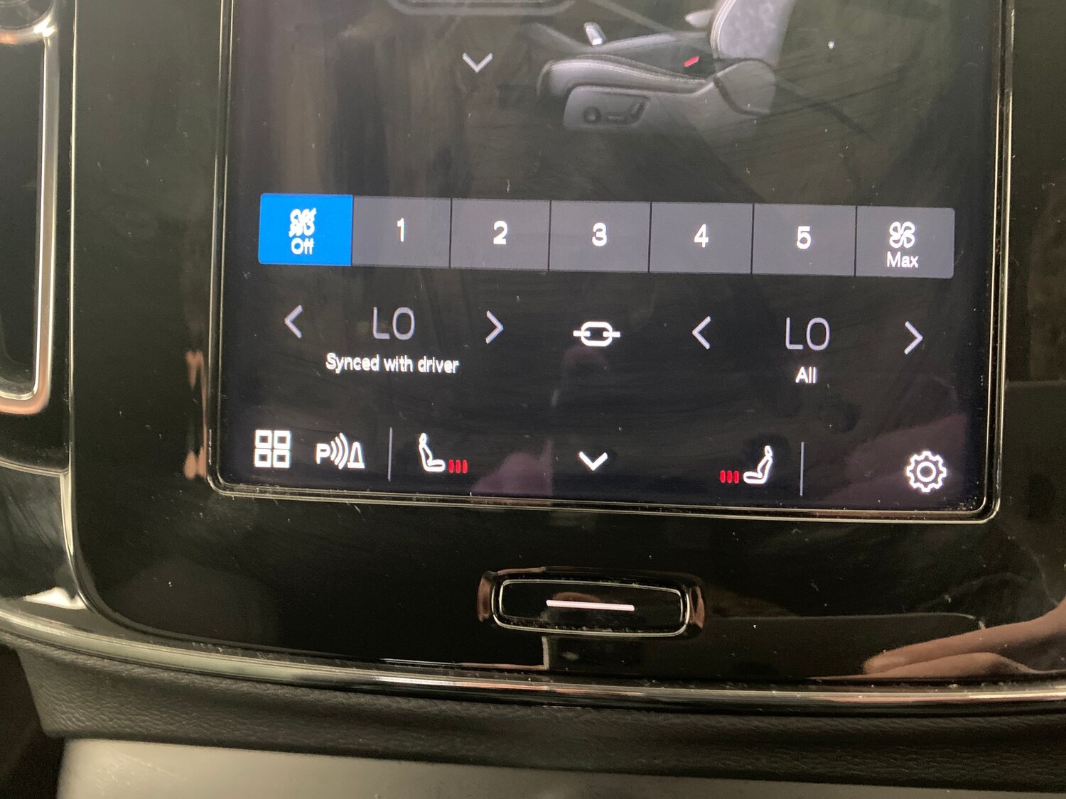 Used Volvo XC40 2024 for sale - 77730621: Photo 17