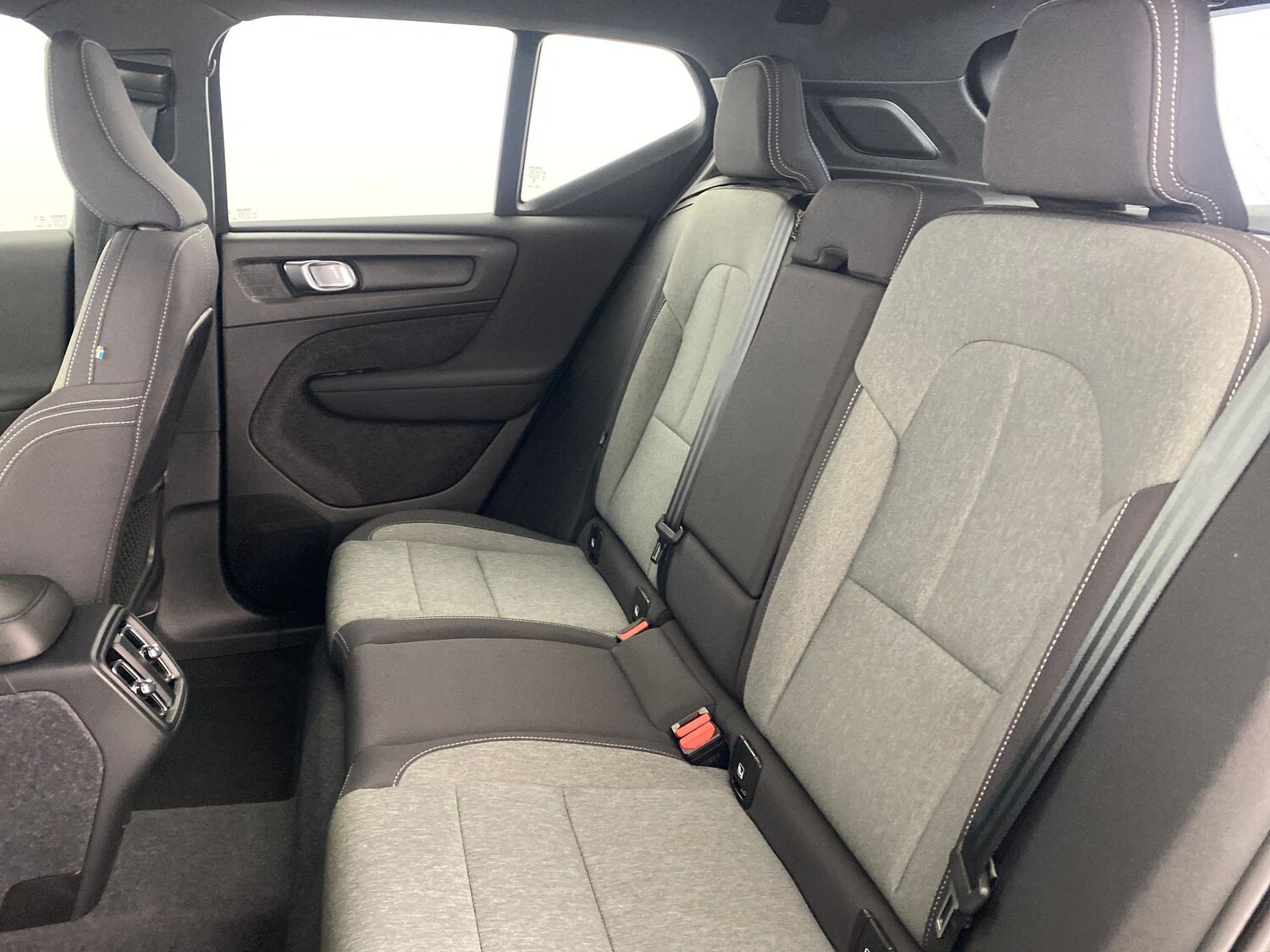 Used Volvo XC40 2024 for sale - 77730621: Photo 24