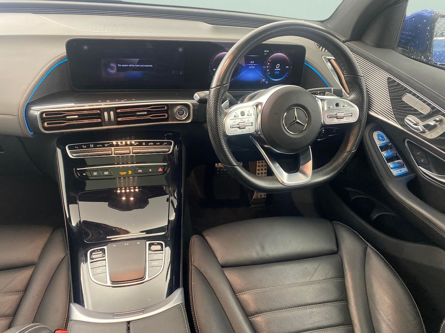 Used Mercedes-Benz EQC 2023 for sale - 76128706: Photo 6