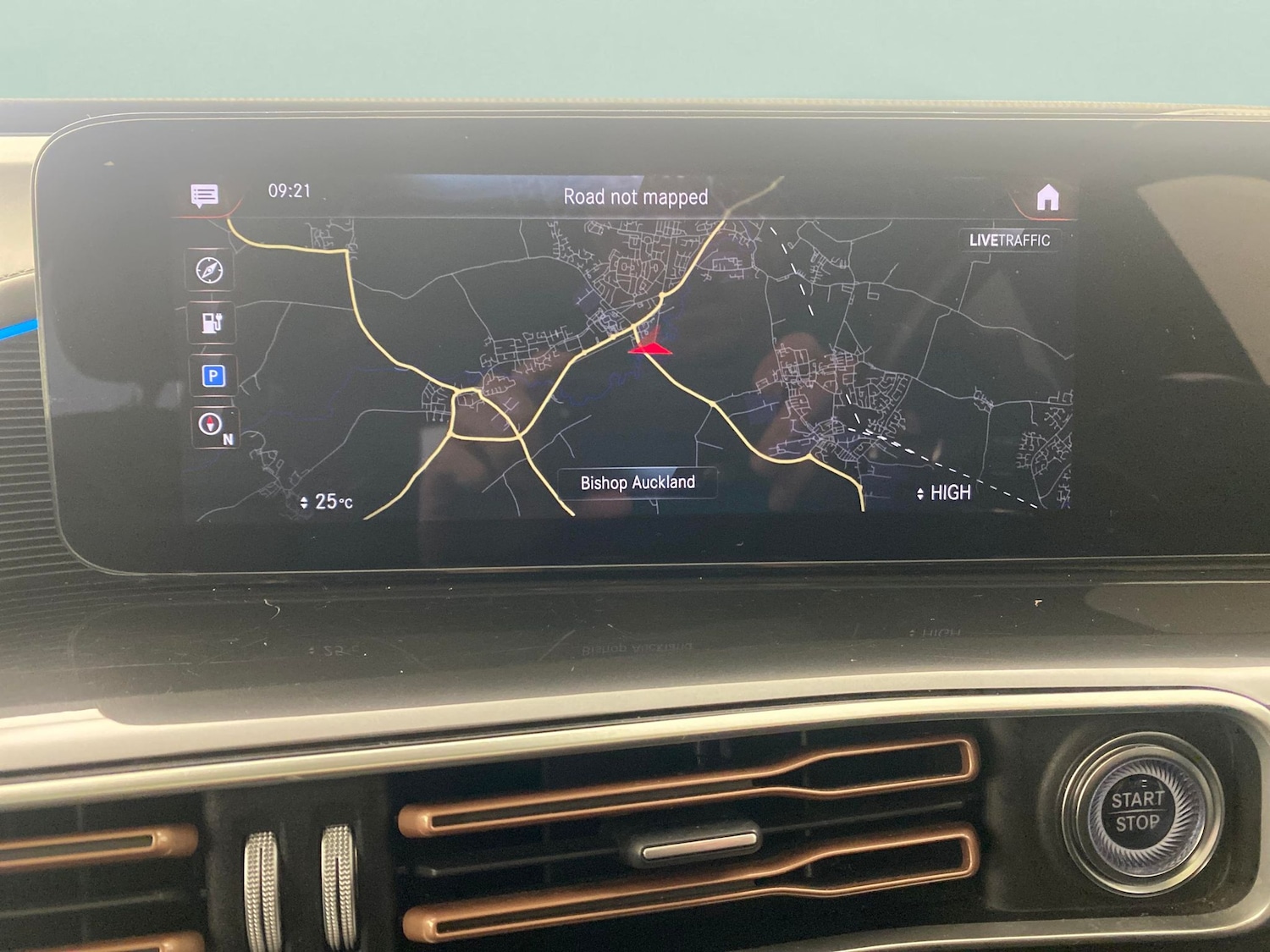 Used Mercedes-Benz EQC 2023 for sale - 76128706: Photo 9