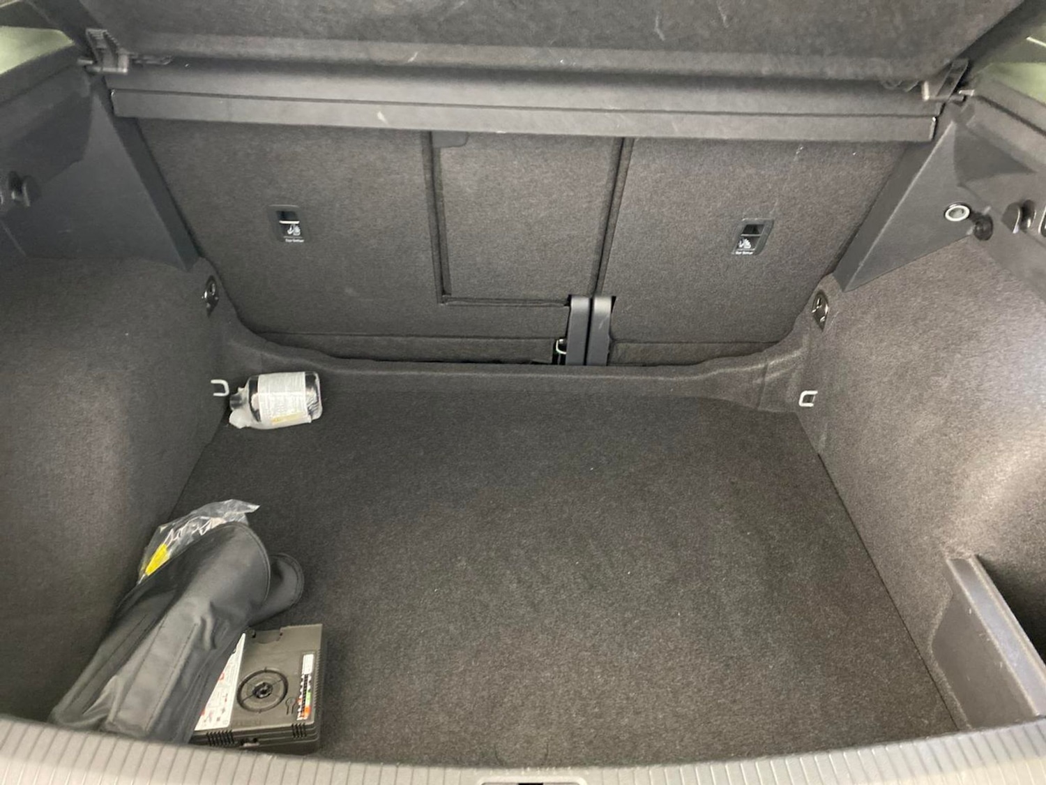 Used Volkswagen Tiguan 2023 for sale - 77106330: Photo 6