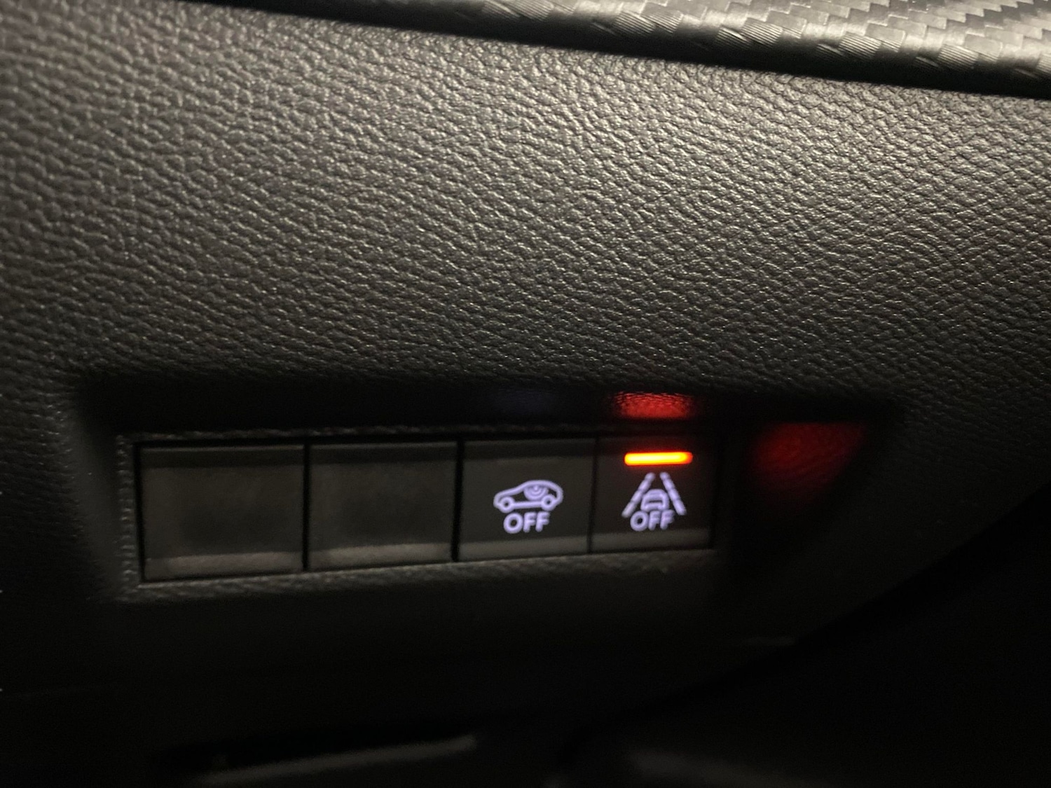 Used Peugeot E-2008 2024 for sale - 76693988: Photo 20