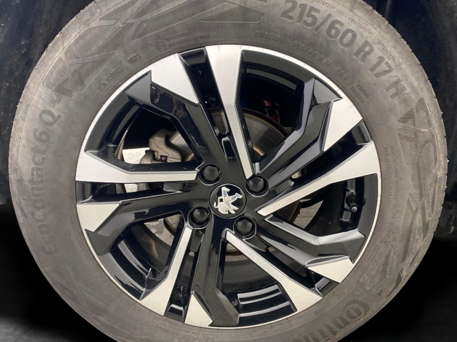 Used Peugeot E-2008 2024 for sale - 76693988: Photo 23