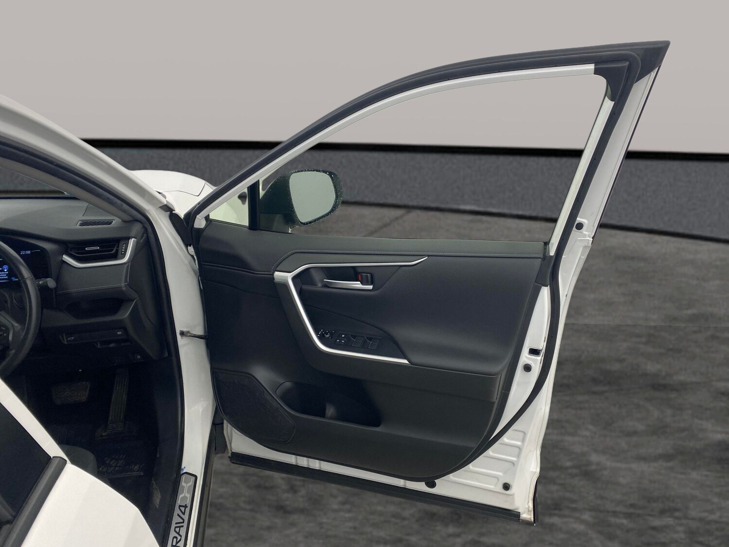 Used Toyota RAV4 2021 for sale - 78095604: Photo 26