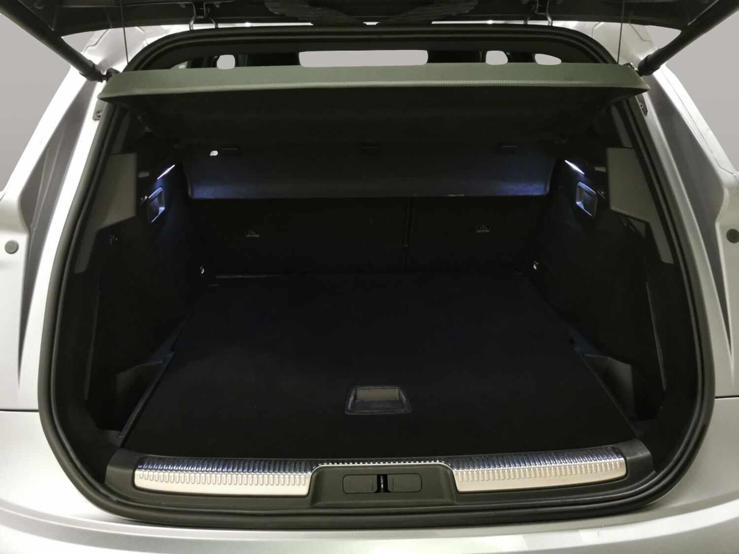 Used DS Automobiles DS 7 Crossback for sale - 78173308: Photo 33