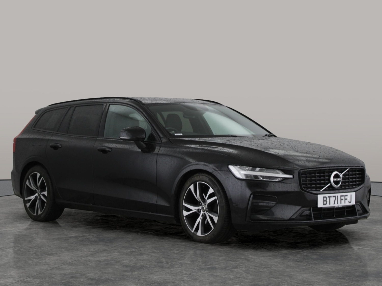 Used Volvo V60 2021 for sale - 77298024: Photo 8