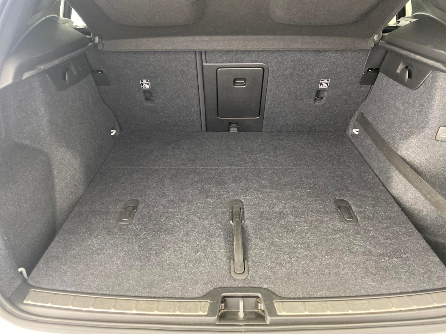 Used Volvo XC40 2019 for sale - 76105231: Photo 7